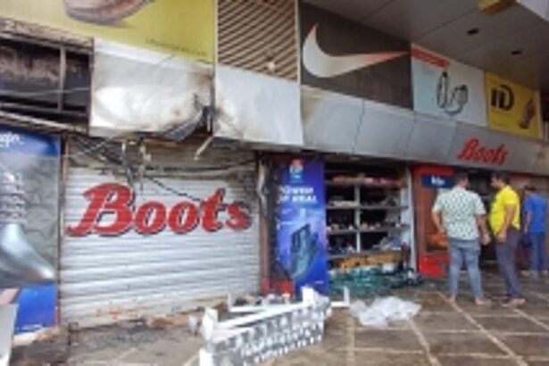 Footwear showroom in Margao catches fire