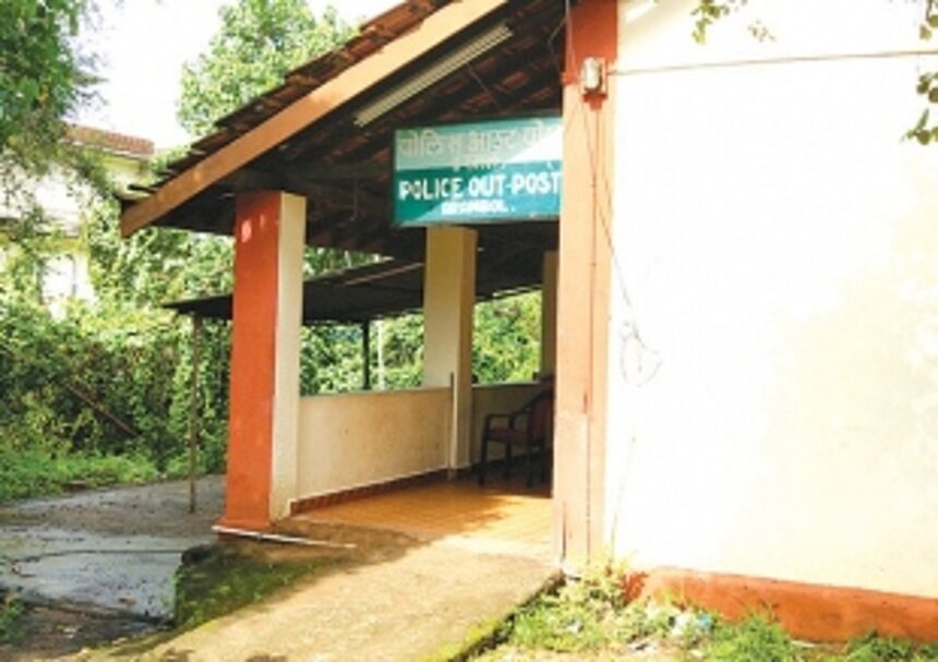 For 20 years, no one reaches this way-‘out’ outpost at Arambol