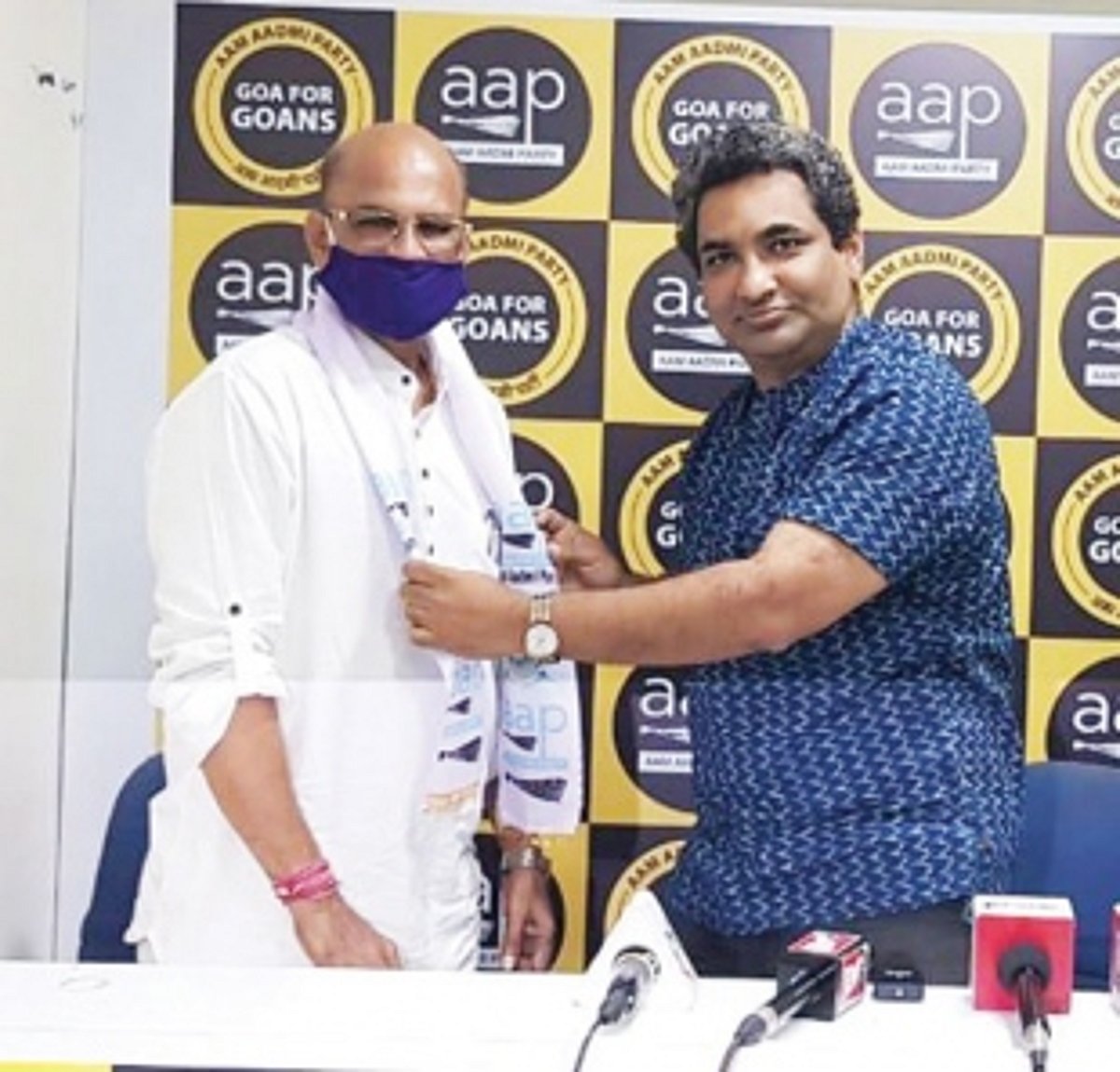 Former CM Parrikar’s aide joins AAP