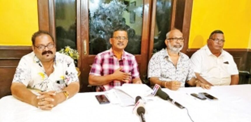 Former MMC office bearers take serious note of Council’s financial crisis