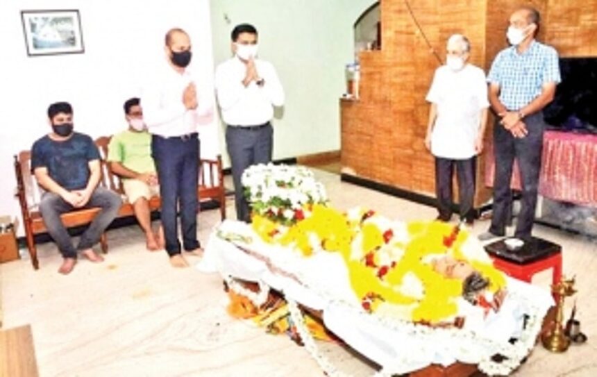 Former Speaker, ex-MLA Sirsat cremated with State honours