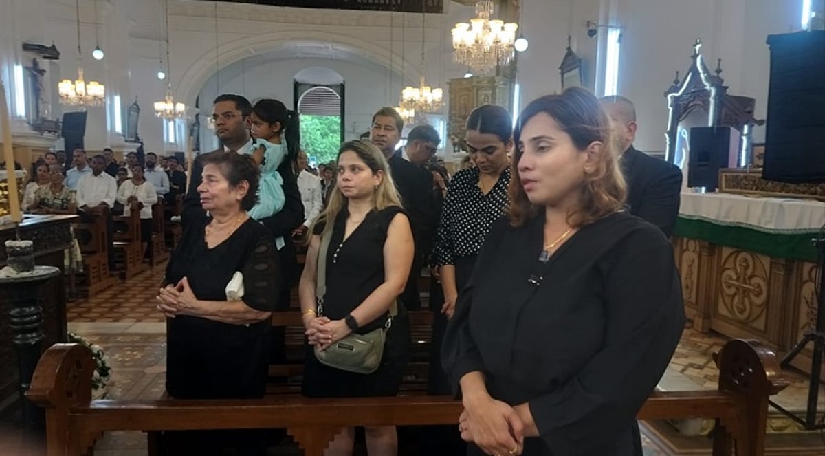 Former Sports Minister Monte Cruz laid to rest