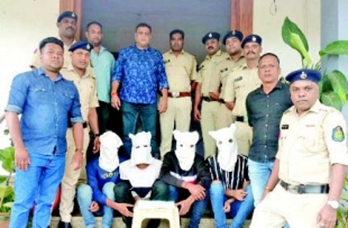 Four West Bengal natives held for snatching gold ornaments, mobile phones from K’taka tourist