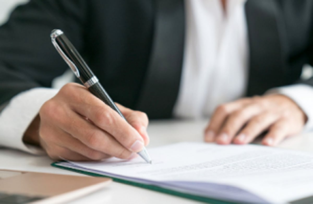 Four file papers  in Quepem