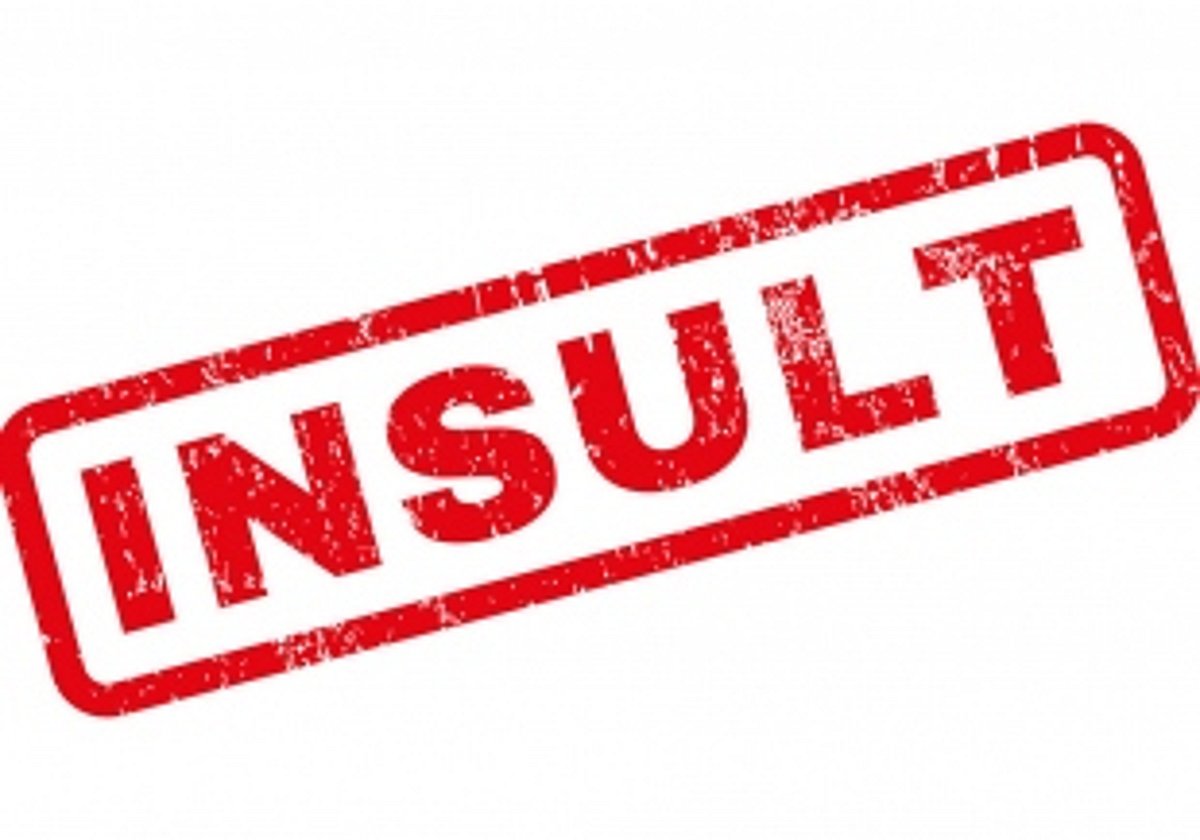 Four held for  'insulting'  Hinduism