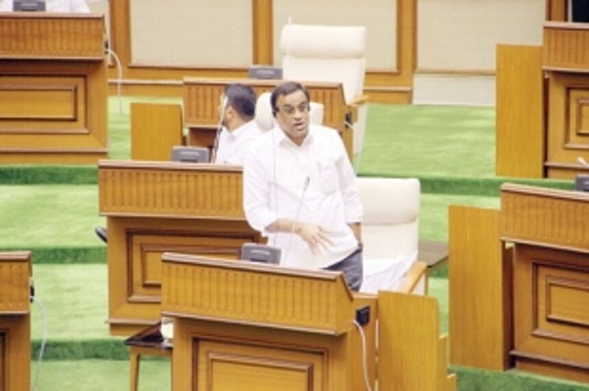 Four-laning of Panjim-Old Goa bypass to be ready by May 2016: Minister