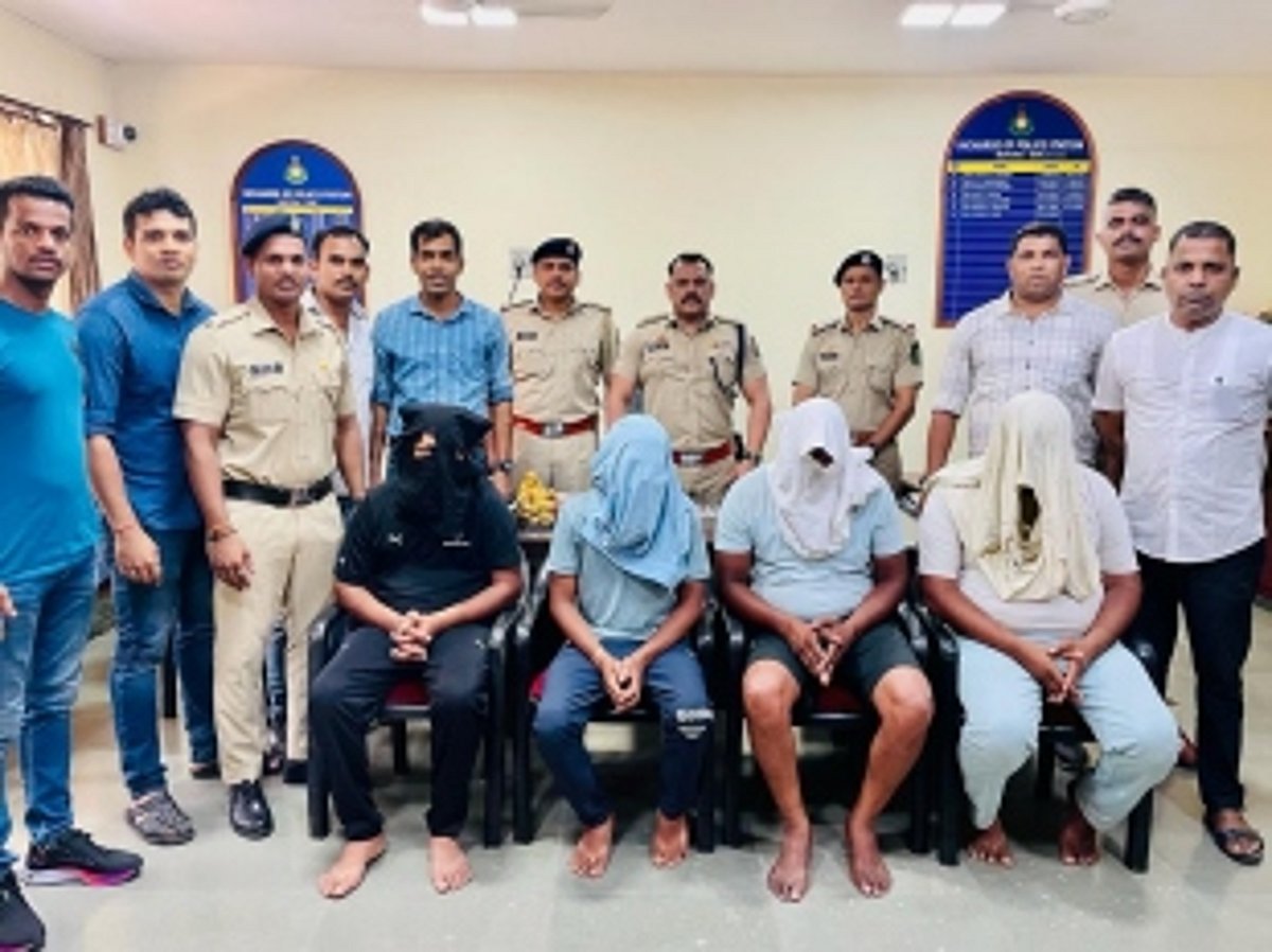 Four members of an inter-state gang arrested for stealing money from the accounts of elderly people