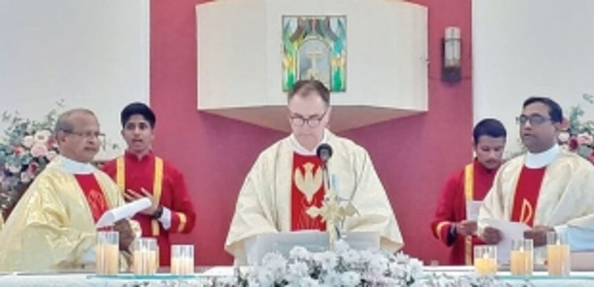 Fr Clive installed as Provincial of  Panjim Province by Rector Major