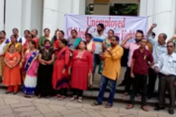 Freedom fighters’ children feel caged, take to the streets for jobs