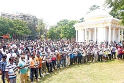 Frequent tourist taxi protests ruining trade