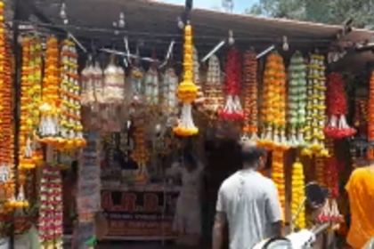 GANAPATI BAPPA MORYA: People flood Panjim market ahead of Ganesh Chaturthi