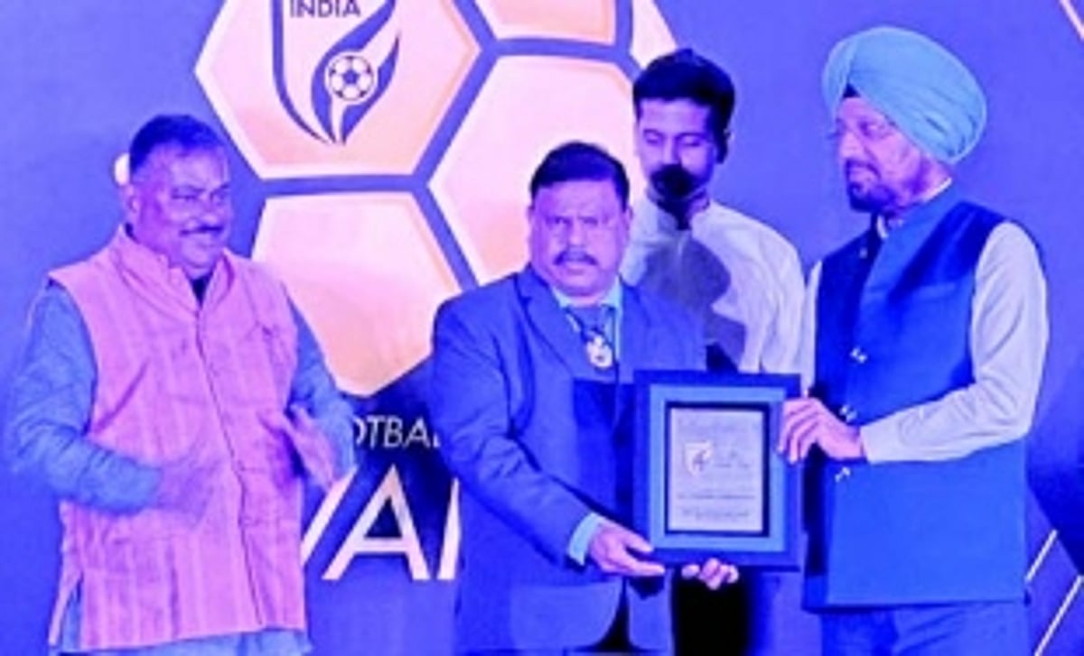 GFA wins best Member Association  Award at the AIFF Awards Night