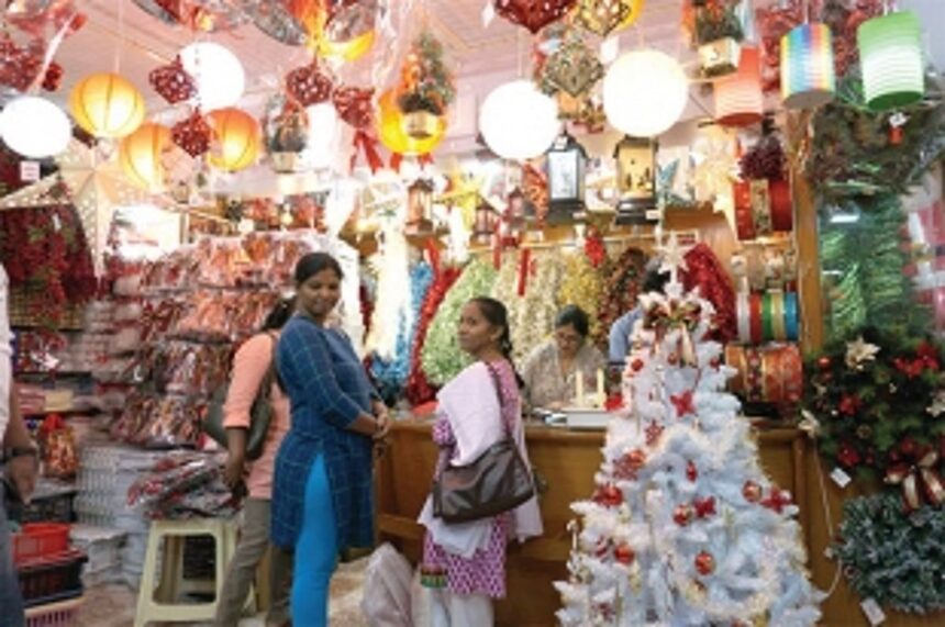 GOA KNOWS IT'S CHRISTMAS, AND IT'S TIME TO GO TO CASA JD FERNANDES