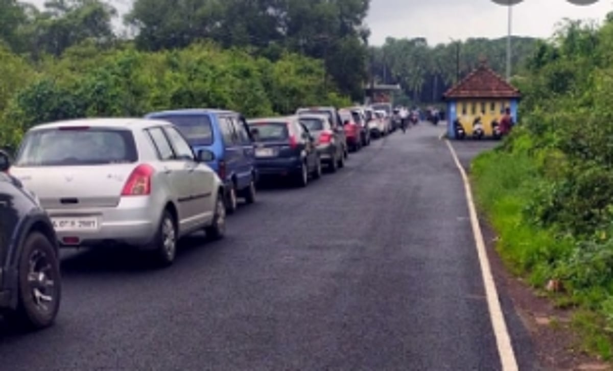 GPCC points out traffic woes at Divar Ferry point to authorities