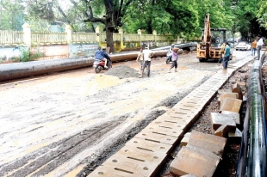 GSUDA expresses inability to carry out sewerage work along Caculo Mall road