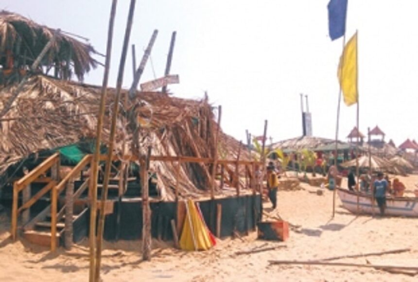 GTDC demolishes two shacks amidst protests at Candolim 1 GTDC demolishes two shacks amidst protests at Candolim