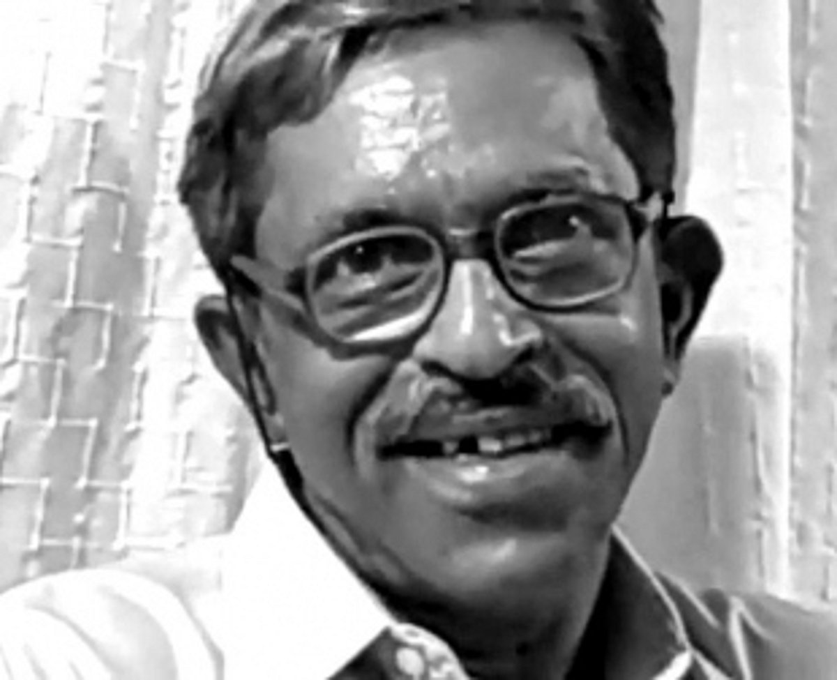 GUJ condoles   death of veteran   journalist