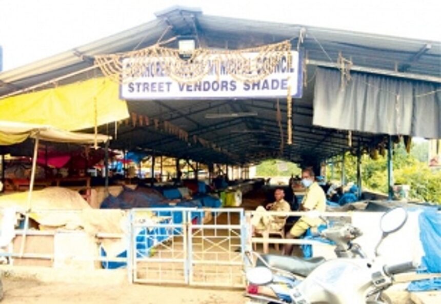 Gandhi Market vendors take advantage of New Market, SGPDA market closure 1 Gandhi Market vendors take advantage of New Market, SGPDA market closure