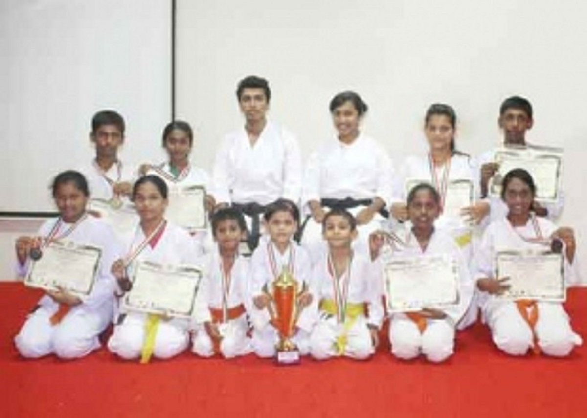 Ganesh Vidhya Mandir School excel  at State karate championship