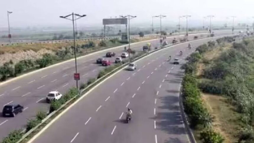 Ganeshotsav 2025: Mumbai-Goa Highway Restricts Heavy Vehicles to Reduce Festival Traffic 1 Ganeshotsav 2025: Mumbai-Goa Highway Restricts Heavy Vehicles to Reduce Festival Traffic