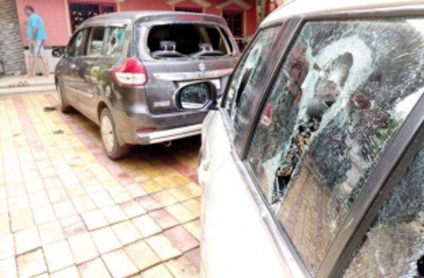 Gang war erupts in St Cruz