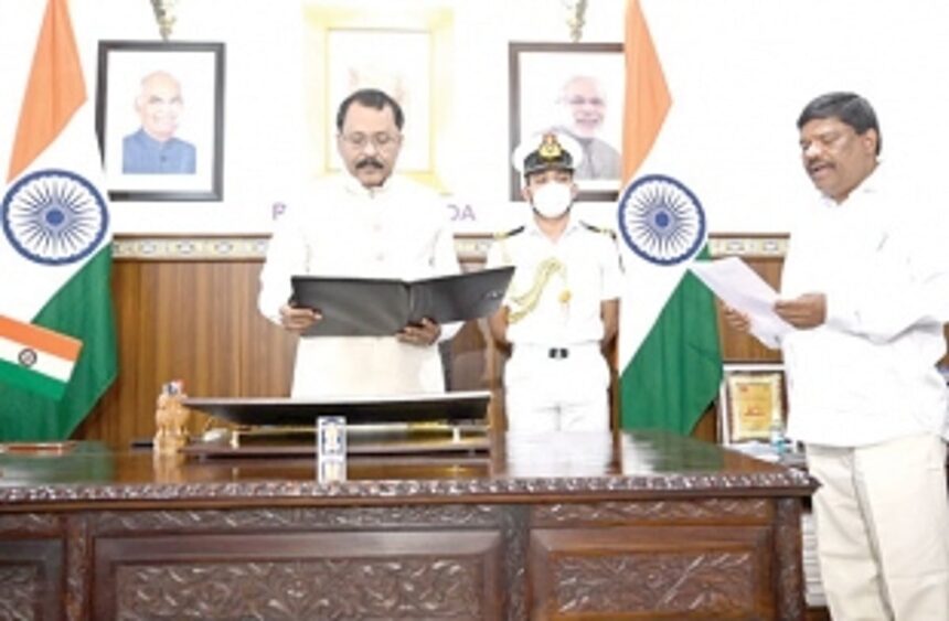 Gaonkar sworn in as pro-tem Speaker