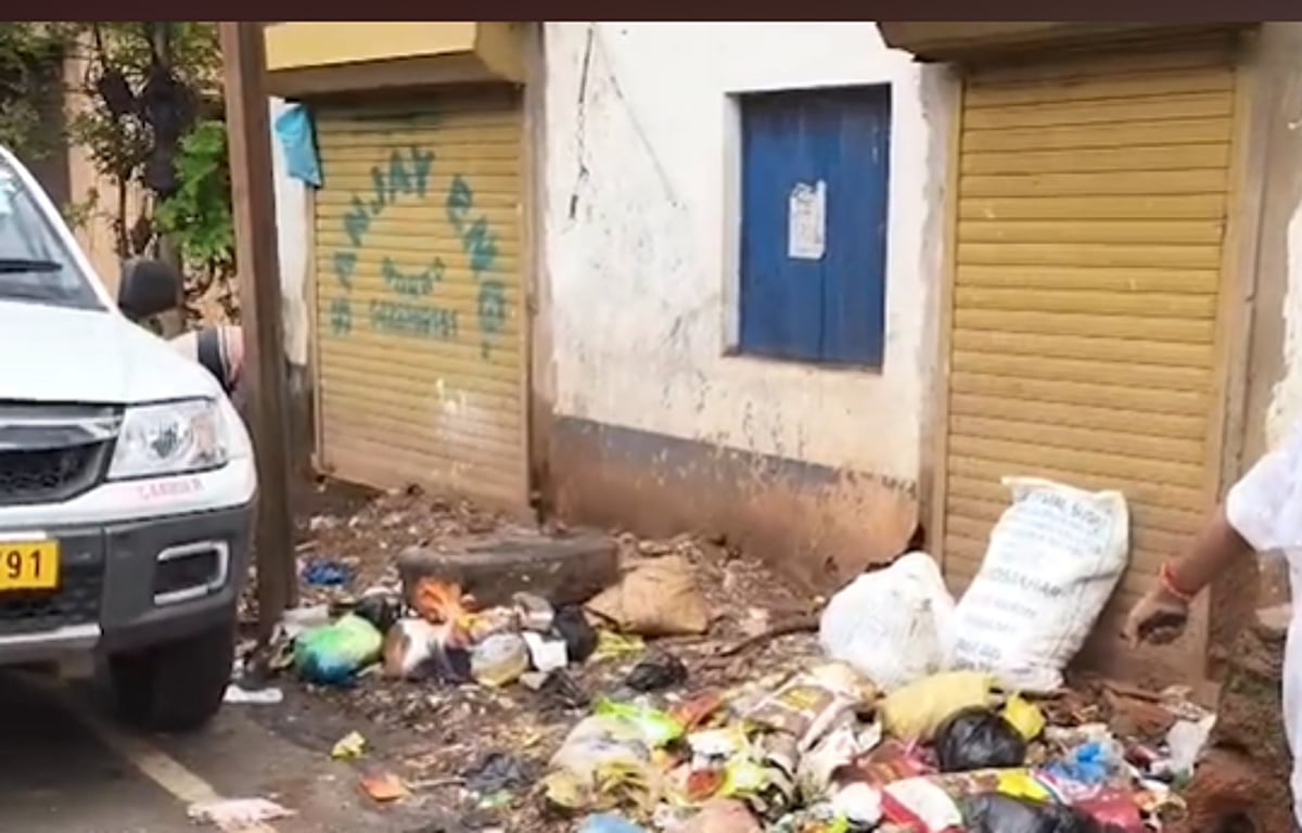 Garbage Dumping Returns to New Vaddem Despite Dustbin Removal