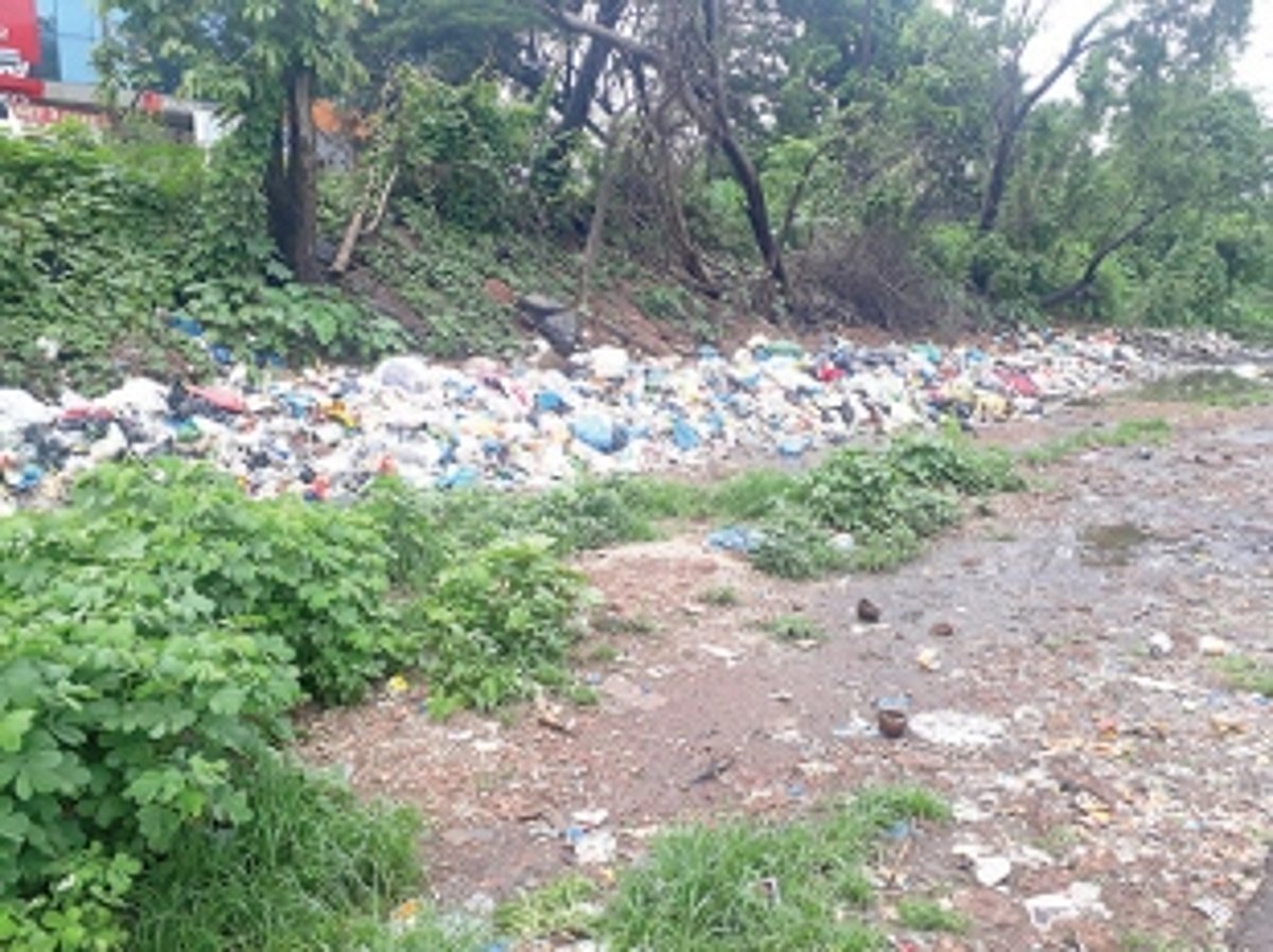 Garbage dump on ring road area irks councillor, locals