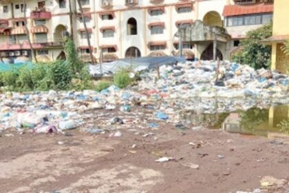 Garbage strewn near Margao SGPDA market