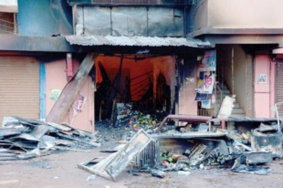 General store at Agassaim gutted;  loss of goods pegged at Rs 80 lakh