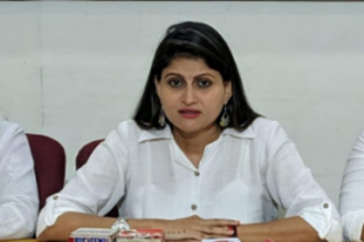 Ghosts of defection still haunt party: Cong