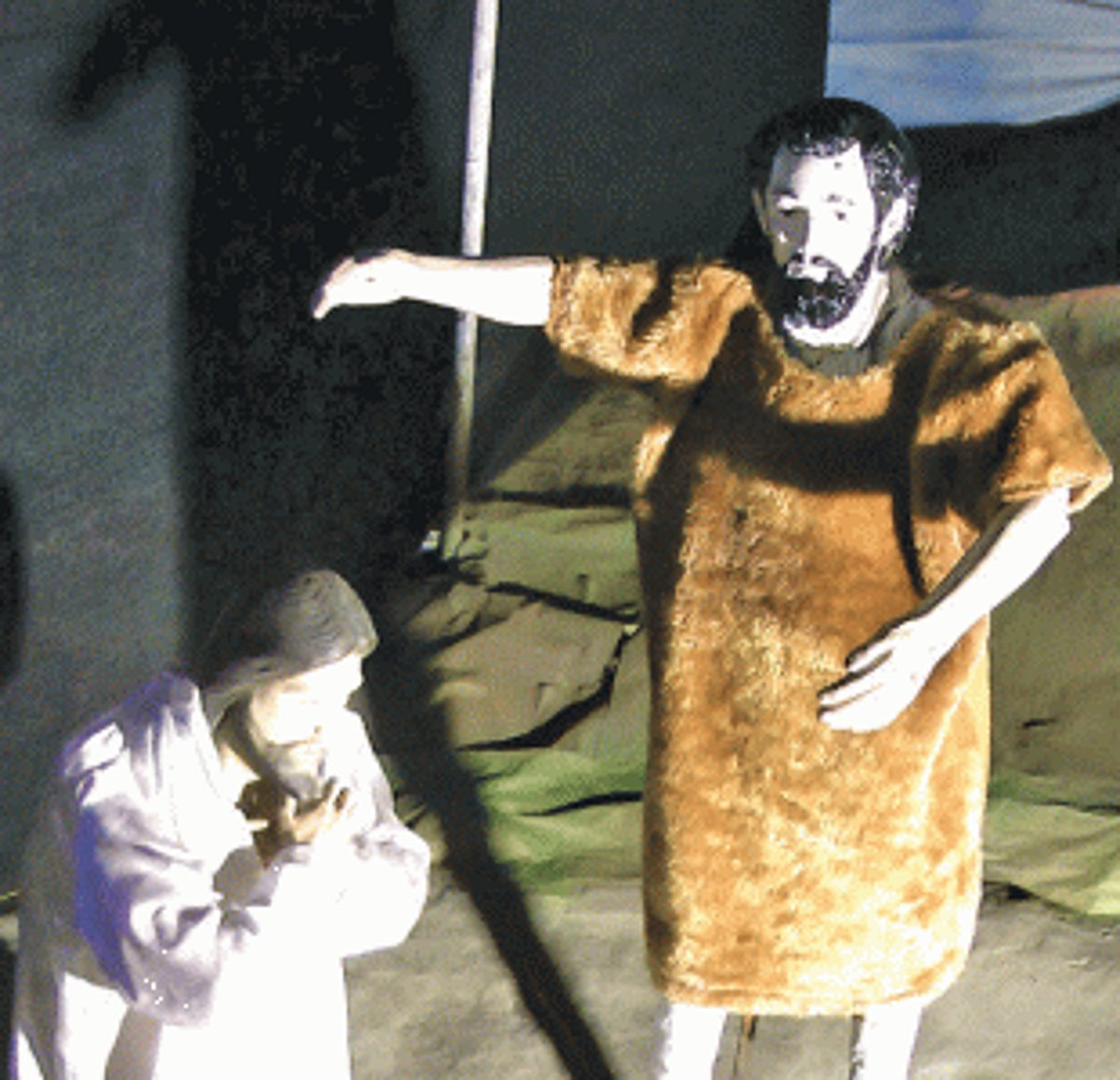 Goa Archbishop tours Christmas Crib exhibition at Consua Church