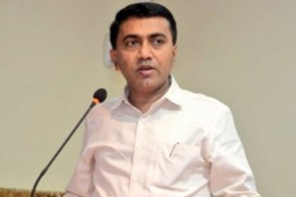 Goa CM expresses regret if migrants hurt by remarks