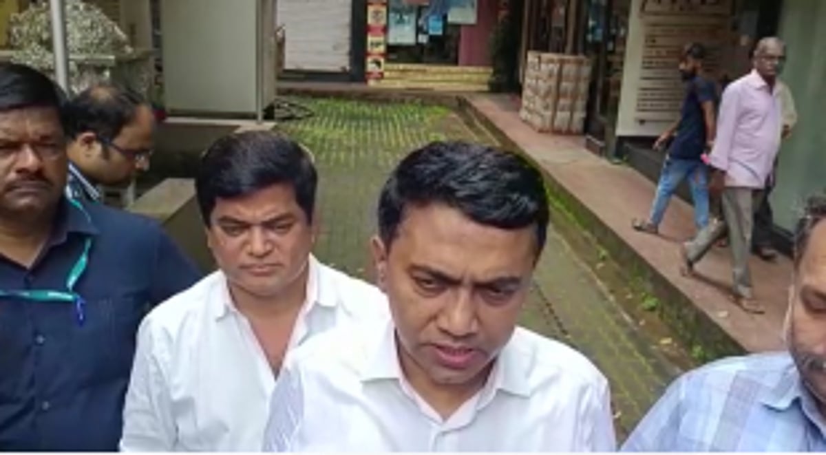 Goa CM rules out any immediate cabinet reshuffle