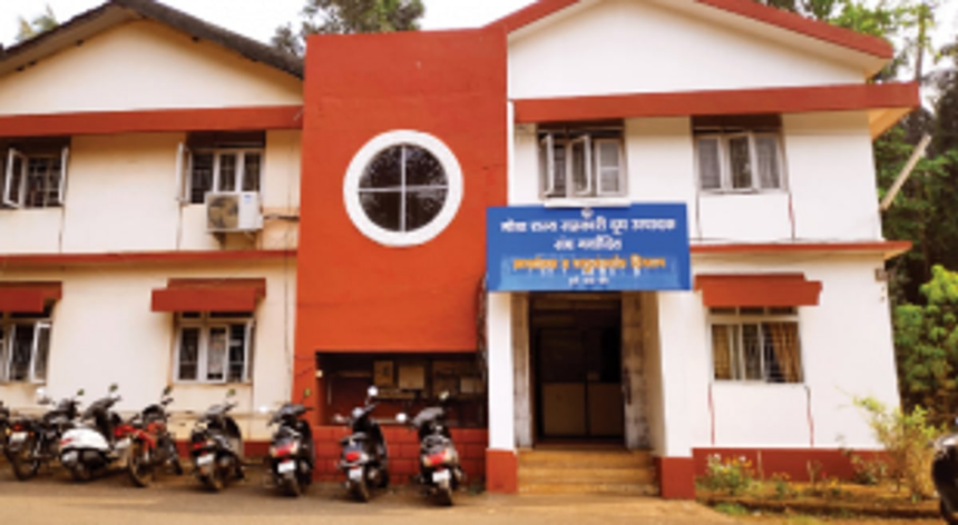 Goa Dairy to lay off 10 workers; union leader vows legal action 1 Goa Dairy to lay off 10 workers; union leader vows legal action