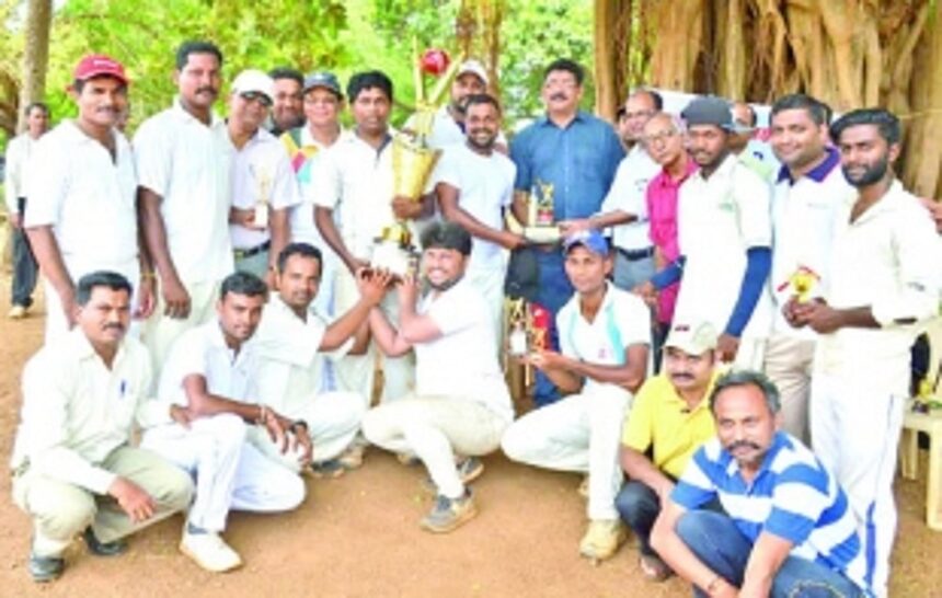 Goa Doot win Vijay Gad memorial  inter-media cricket tournament