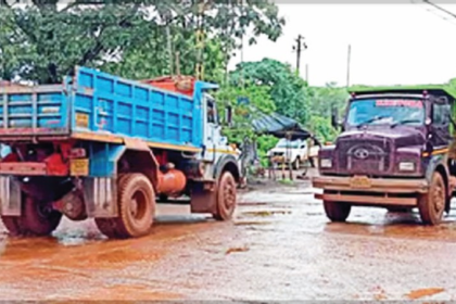 Goa Government Halts Night-Time Ore Transport in Pilgao Amid Villagers' Protests