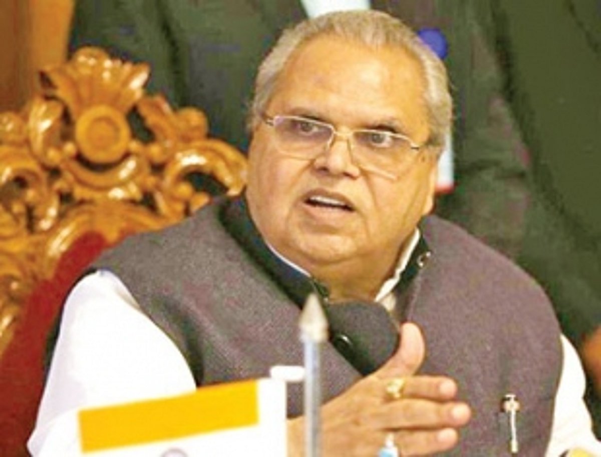 Goa Guv Satya Pal Malik has still not left the political akhara of Meerut