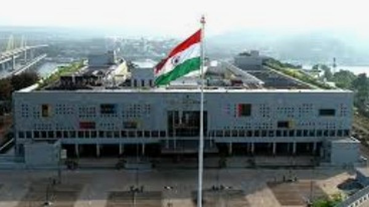 Goa High Court Directs Action Against Illegal Constructions: Municipalities Ordered to Comply