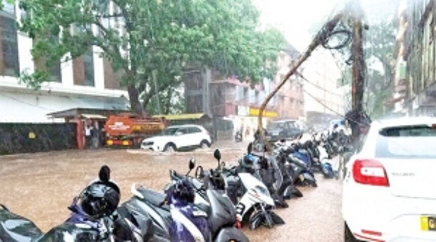 Goa lashed by sudden downpour;  IMD issues yellow alert for 2 days
