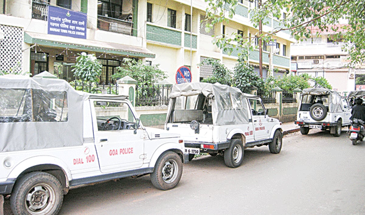 Goa police jeeps parking in a no parking area in front of the Margao district police headquarters