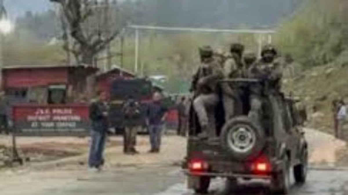 Goan Tourists Narrowly Escape Pahalgam Terror Attack by Just 15 Minutes: Goa Government is working towards getting them back, safe