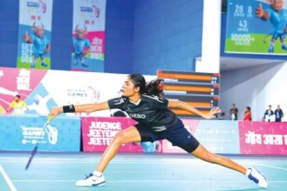 Goan challenge peters out  as seeds lose in badminton