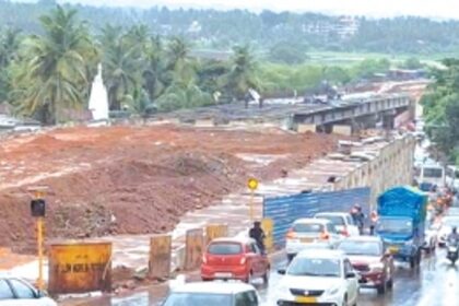 Goan commuters are getting traffic throttled at Chimbel