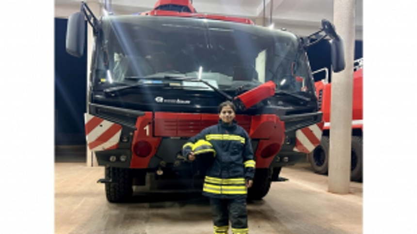 Goan girl Ms. Disha Naik becomes India's 1st certified woman firefighter to operate a Crash Fire Tender