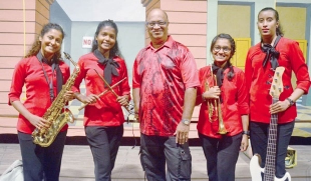 Goan girls perfect the musical notes for tiatr shows