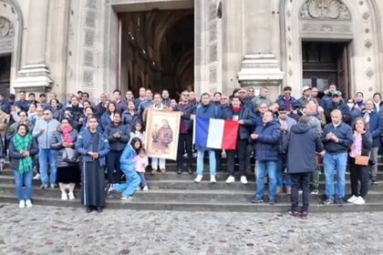 Goans from Paris to Guirdolim condemn Velingkar’s statement, demand his arrest