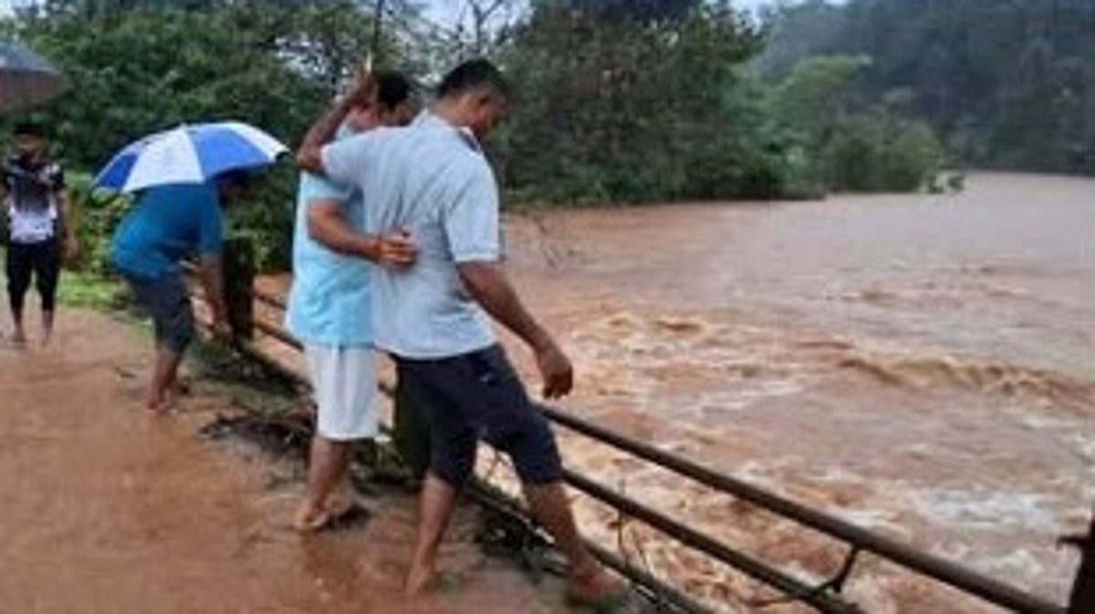 Goa’s Colonial-Era Valshe Bridge Sinks Again Under Monsoon Fury