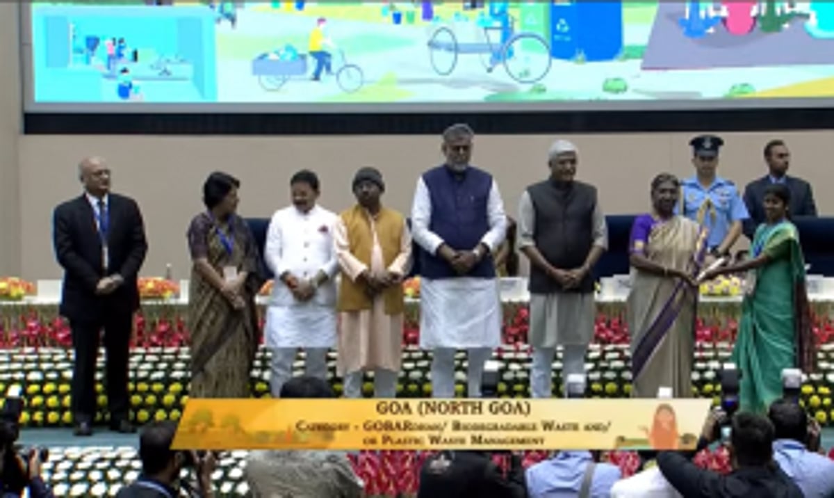 Goa’s sanitation worker felicitated in Delhi by the President