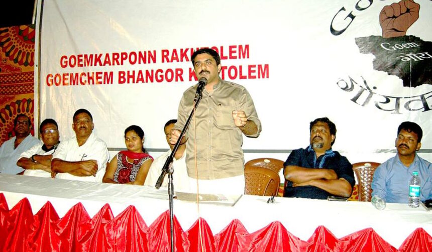 Goemkar convenor, MLA Vijai Sardessai addressing a meeting at Cavelossim to drum up opposition against the Mopa airport.